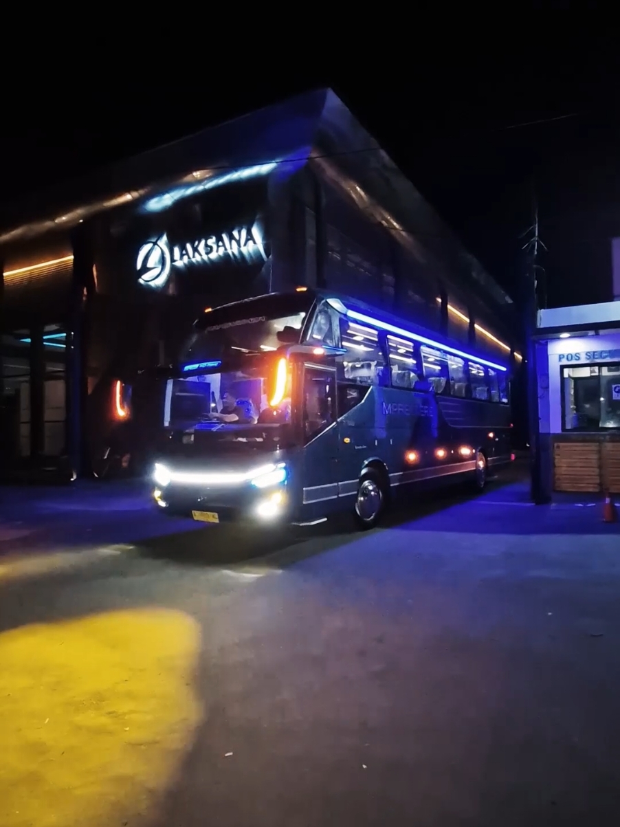 MPREMIERE TRANS | Legacy SR3 Neo HD Prime @mpremiere.rental_  #mpremiererental #buspariwisata #laksanabus 