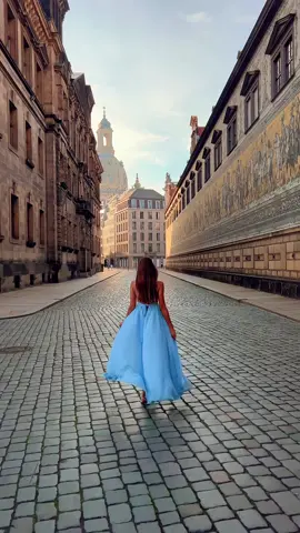 Welcome to my beautiful hometown Dresden in Germany 💛✨ • For me it’s one of the most beautiful cities in Germany - especially during the CHRISTMAS SEASON 🎄 Did you know that you can visit the oldest Christmas Market in Germany here in Dresden? 😍 It’s called the Striezelmarkt & opens November 27th 🗓️ But my favorite Christmas market is just across the street at the historic Neumarkt, right in front of the church Frauenkirche which you can see in the background of this video ☺️ • Let this be your sign to visit Dresden this Christmas season 😍 • P.S. On my blog you can find a full travel guide for my hometown Dresden 😍 • • #dresden #germany #visitgermany #traveltips #europetravel travel in Germany, Dresden Germany, travel tips for Germany