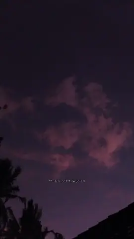 Uyire En Uyire 🤍🥺✨🎶  #uyireenuyire #poojai #yuvan #yuvanshankarraja #yuvanshankarrajamusical #vishal #musicvibeslyrics #tamilmuser #257k #fypシ #songlyrics #tamilsong #tiktok #tamilstatus #whatsappstatus #vibe #11m #editor #tamilcinema #capcut 