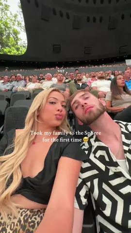 They loved it 🥹 #fyp #spherelasvegas #travel #foru #thingstodo #family 