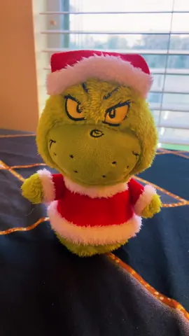 Psycho grinch!! #fyp #fypシ #grinch #october #dance #christmas #max 