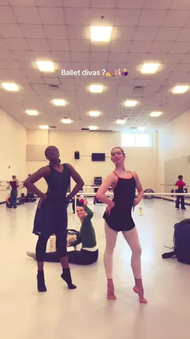 @zion 🙂‍↔️ 💞💞💞#danceroutfits #fupシforyou #dancersfyp #balletdancer 