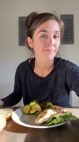 POV 😎 #dinner#yum#chickensandwich#grilledchicken#fy#fyp#yum#simple#easy#highprotein 