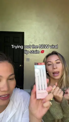 ABSOLUTELY love our new favorite lip stains! 10/10 😭👌🏼💄 #fyp #fypシ #foryou #foryoupage #trending #lipstain #lipstainviral #lipstainreview #peelofflipstain #peeloff #sacheu #sacheulipstayn #sacheulipstain #sacheulipliner #makeup #beauty #tiktokshop #tiktokshop 