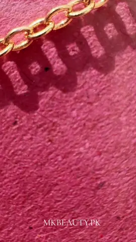 Resin art pendants😍❤️🥰 #foryou #fypシ #viral #video #grow #account #MK #mkbeauty @TiktokPakistanOfficial 