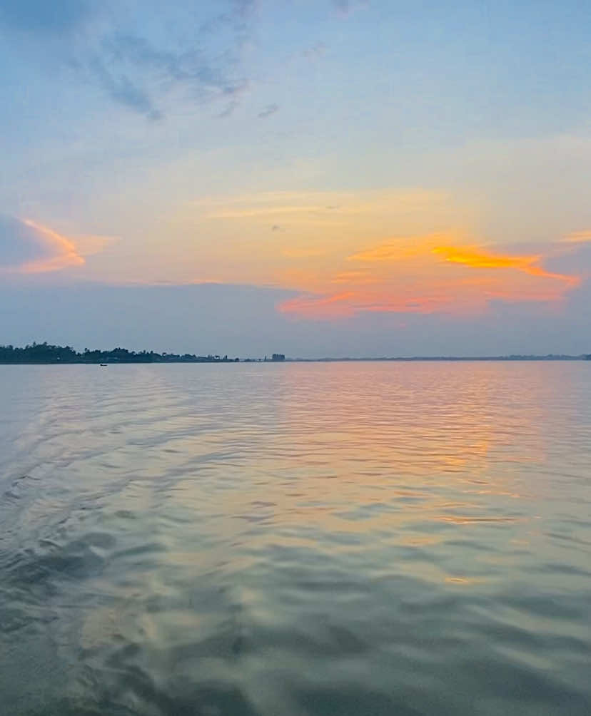 ᥫ᭡—কাউকে অভ্যেস বানাতে নেই, কথা বলা বন্ধ হয়ে গেলে দম বন্ধ হয়ে যায় :)😔💔 #প্রকৃতি #sky #tree #fyp #fypシ #fypシ゚viralシ #unfrezzmyaccount #tiktok #shorts #song #weather #views #reels #nature #natural #scenery #foryou #trending #viral #viralvideo #sunset #travel #NaYaN #NaYaN56 @TikTok @tiktok creators @TikTok Bangladesh 