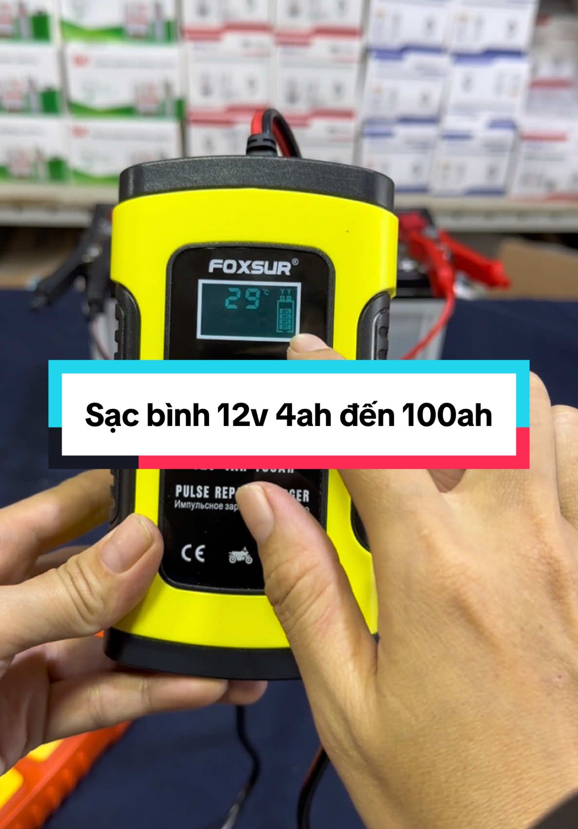 Sạc ắc quy điện tử vừa đơn giản lại an toàn với bộ sạc foxsut cho bình 12v 4ah đến 100ah, bình ô tô xe máy đều sạc được #sacacquydientu #sacacquyfoxsur #sacacquydientuthongminh #sactungatkhiday 