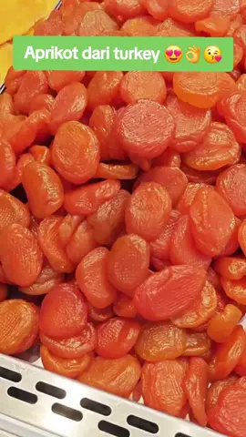Apricot turkey baru sampai  sesiapa nak try kita buka 100grm . #apricot #buahapricot #aprikotkering #driedapricot #makanansedap 