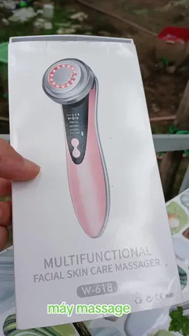 máy massage mặt tẩy trang