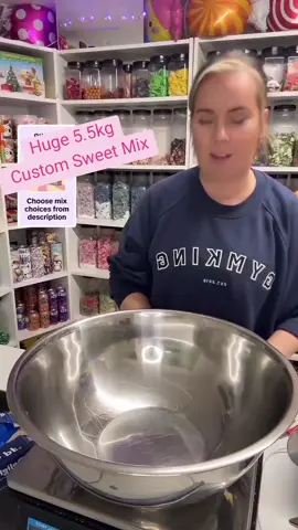 Liam is now holding the record of the largest Sweet Custom Mix at 5.5kg. Can anyone beat it? #picknmix #sweets #candy 