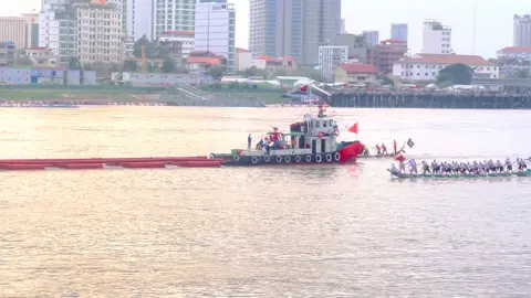 #មុឺននាគ #ឈ្លើងក្លាហានភឿនសែនជ័យបារមីវត្តកោះដាច់ ចេញទៅហើយញ៉ាប់ណាស់😂 #ទូកង_កម្ពុជា_យើង #ទូកចែវ 🇰🇭❤️