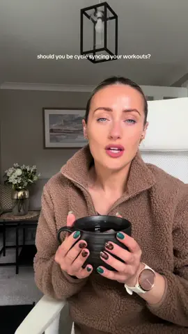 join me for a cuppa & a little chat on this topic ☕️✨🔄❤️ #cyclesyncing #periodtips #trainingonyourperiod #trainingaroundyourcycle #menstrualcycle #hormonehealth 