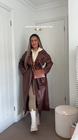 Autumn haul incoming!! We can't get enough of our Dani Chocolate Trench 🍂 @Robyn Burrows  #missyempire #missygirls #thatmissyfit 