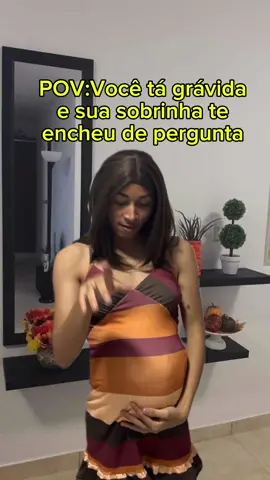 Laurinha tá curiosa de mais né gente HAHAHAHAHAHAAHAHAHAHAHAHAHAH