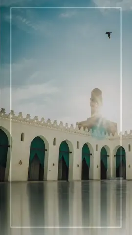 إِنَّ اللَّهَ وَمَلَائِكَتَهُ يُصَلُّونَ عَلَى النَّبِيِّ ۚ يَا أَيُّهَا الَّذِينَ آمَنُوا صَلُّوا عَلَيْهِ وَسَلِّمُوا تَسْلِيمًا (56)  #ابن_عثيمين #الدعاء #قران #اعادت_نشر🔁 