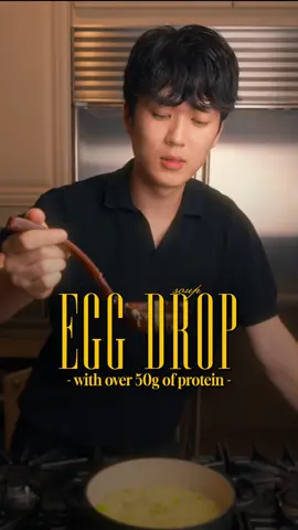 ⇩ Full recipe 🥚⇩  Macros: 480 calories & 50g protein for the whole thing Ingredients: - 4 eggs - 1 tbsp water - 4 cups chicken bone broth - 1/4 tsp salt - 1/8 tsp white pepper more to taste - 1/4 tsp chicken bouillon powder - 2 green onions - 2 tbsp cornstarch - 3 tbsp water Recipe inspo: @takestwoeggs How to make it yourself: 1.) Crack and whisk 4 eggs and add in 1 tablespoon of water. 2.) In a pot, mix together bone broth, chicken bouillon, garlic powder, salt, and some diced green onions all cooking on medium heat. 3.) Create a cornstarch slurry by mixing together cornstarch and water and slowly pour it into the pot as you mix the broth. 4.) Slowly pour your eggs into the pot as you mixx the broth in a circular motion. The thinner the pour the smaller the egg ribbons and enjoy! This is the PERFECT comfort food recipe for those colder nights where you’re craving a clean, but flavorful soup. It’s packed with tons of protein and is relatively low calorie too to help you with your fitness & health goals! 📩 Save this Egg Drop Soup recipe to make for later and if you make it, post it and tag me in it! I’d love to see how you liked the recipe :) #highproteinmeals #lowcalorierecipes #healthyfood #dietfood #weightlossrecipes #eggdropsoup #soup #asianfood 