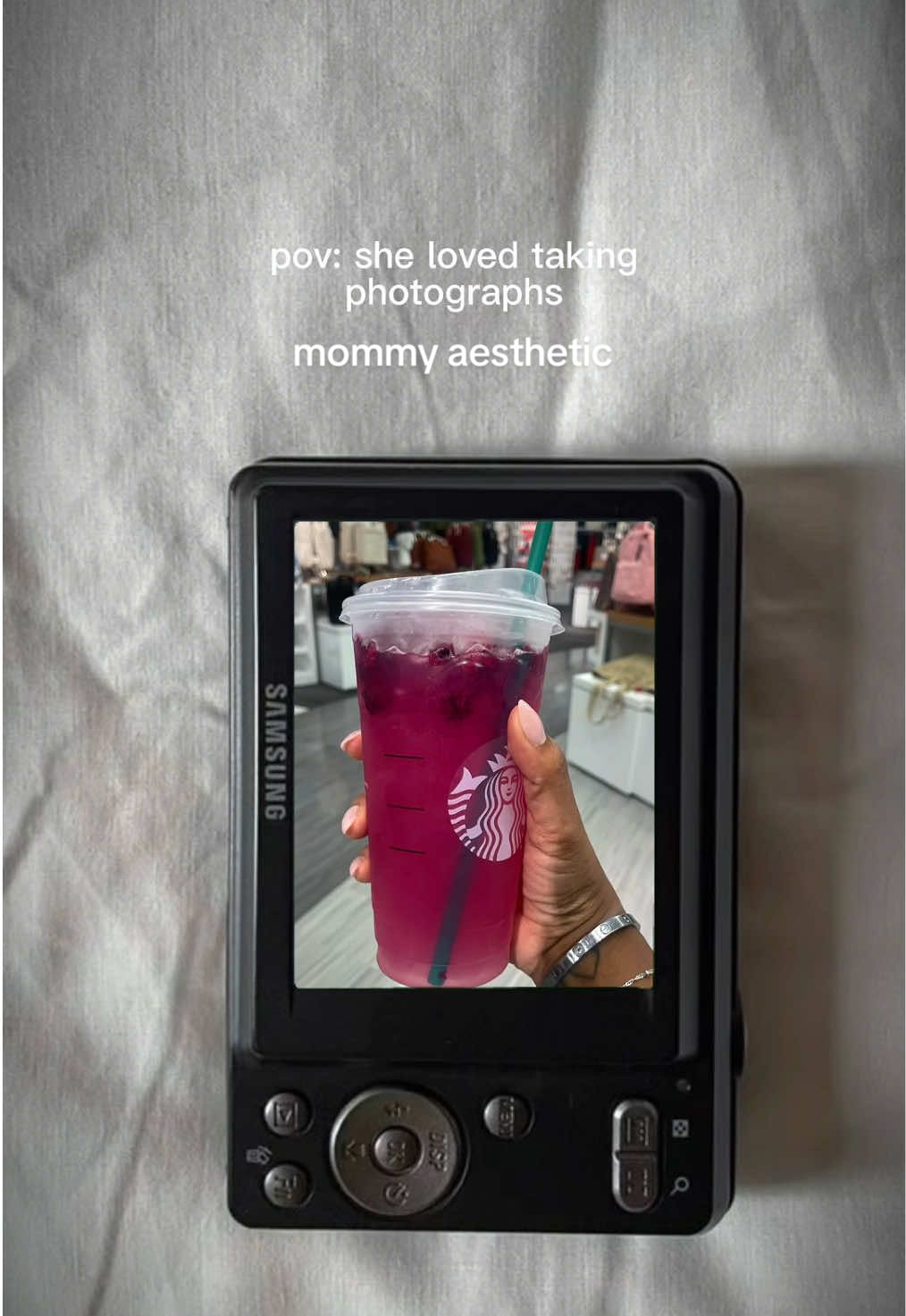 Mommy aesthetic 🤍✨ #CapCut #mommy #aesthetic #photographs #momlife #wifelife #fyp #foryoupageofficiall #motherhood 