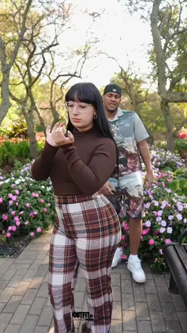 Más peluche más buena 😍 @NovaMEN by @FashionNova  - Jahira Flare Pants & Tara TurtleNeck - Karl Tapestry Shorts & Pants