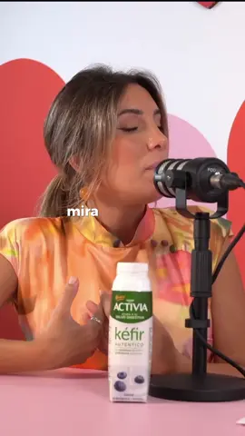 Cuando ya la queja es definitiva porque nos conecta con la “nada”. Después de tantas decepciones a veces ya no queda ni dolor. Aunque sí que lo hay, pero el cuerpo se adapta, o desconecta y te protege. Y desde ahí es cuando más complejo es volver 🩷 aunque se puede, pero con mucho trabajo ✨ ¿te suena esa situación?  Este capítulo junto con mi @esmipsicologa de nuestro podcast TAL Y COMO SOMOS podéis verlo entero en Spotify y YouTube ⚡️