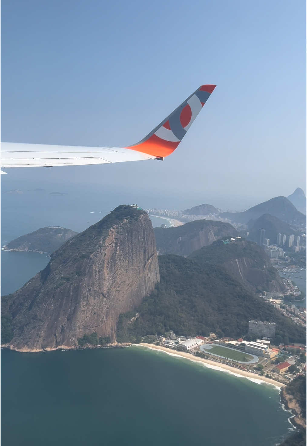 Decolando do Aeroporto Santos Dumont (SDU) - Rio de Janeiro. #SDU #RiodeJaneiro #VoeGol