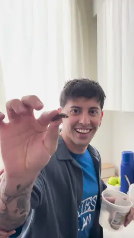 Este Domingo 13/10 saco canción nueva y la cucaracha lo sabee 🤣🪳 🇦🇷ARG 09:00PM 🇲🇽MEX 06:00PM 🇨🇱CHI 09:00PM 🇵🇪PER 07:00PM 🇪🇸ESP 02:00AM