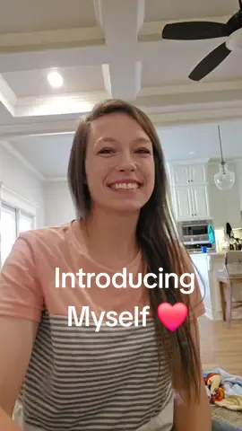 #introduceyourselfchallenge Comment where you're from and let's all get to know each other a little better! Engagement is key ❤️ #introduceyourself #introducemyself #viral #gettoknowme #fyp #fypシ #sahm 