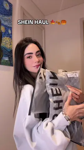 Haul de Otoño 🧡 Mantente a la moda, compra en @sheinmx buscando y siguiendo *HypeZone, Coolane, EzWear, Bae y Aloruh* Usa mi código de descuento 24FWamar para un -15% #SHEINtrendy #SHEINfw24 #publicidad ID's: 40381615 39367608 39279629 34509393 39303279