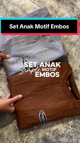 Setelan Anak Motif Emboss, yang suka simple simple merapat! #setelananak #setanak #stelananaklakilaki #setanakcowok #setelananakcowok #setelananaklakilaki #setelananakmurah 