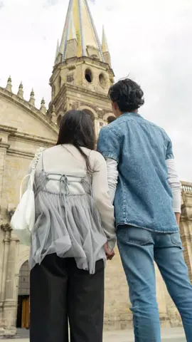 EN CANADÁ,  ENCONTRO  EL AMOR DE SU VIDA Y YO LES TOME FOTOS EN GUADALAJARA ✨️🙌📷 #magicmikephotos #descubrimiento #portraitphotography #viralvideos 