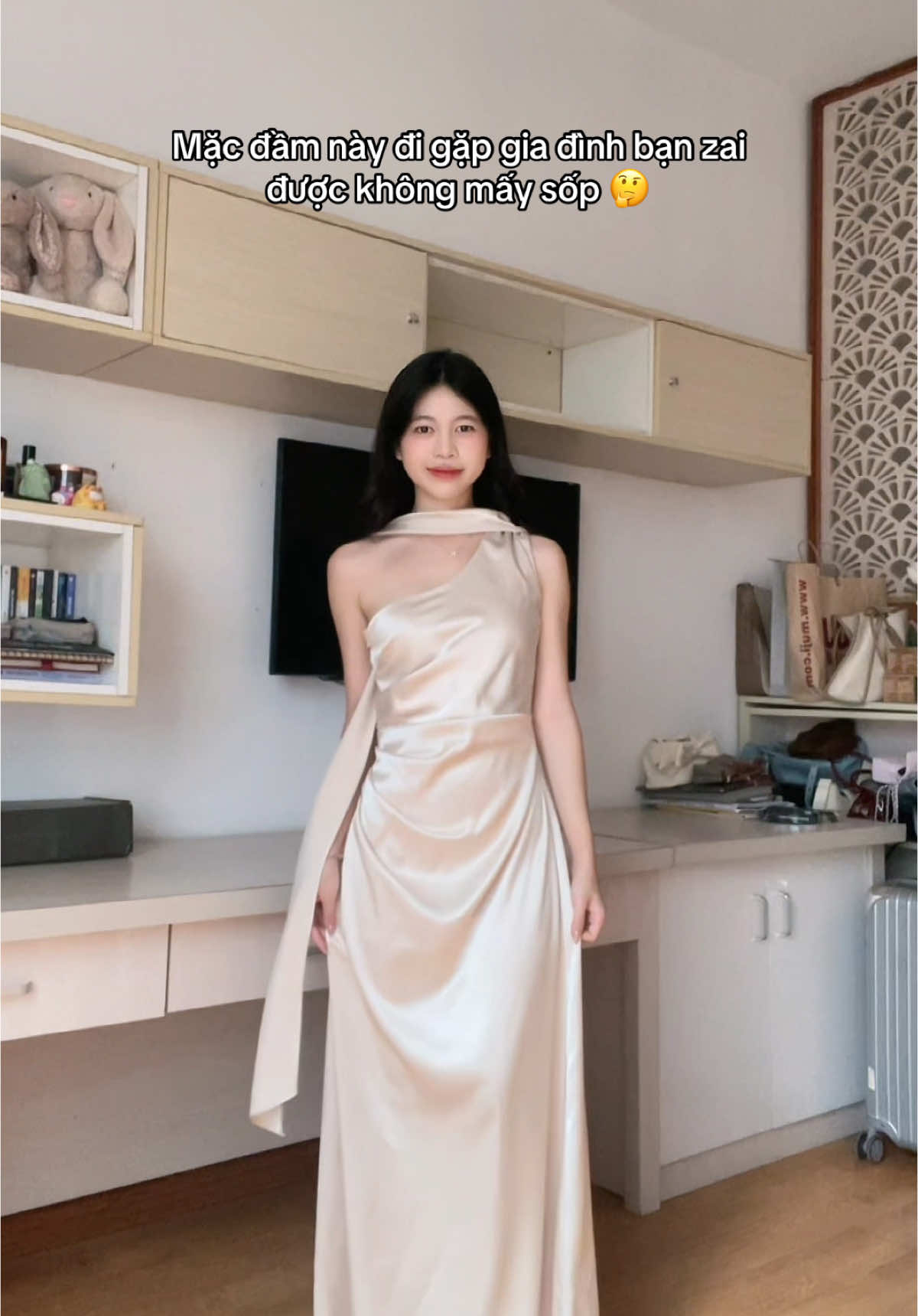 Phân vân quá.. 🤔 #riemii #goclamdep #reviewlamdep #thoitrang 