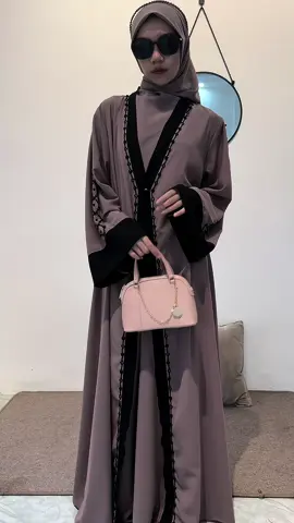 Abaya saloman vibe para sultan bnget elegant mewah , stock terbatas #umirastyle #fyp #abaya #muslimah #hijab #dress 
