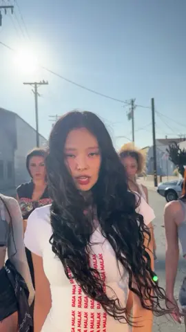 #Jennie #New song mantra