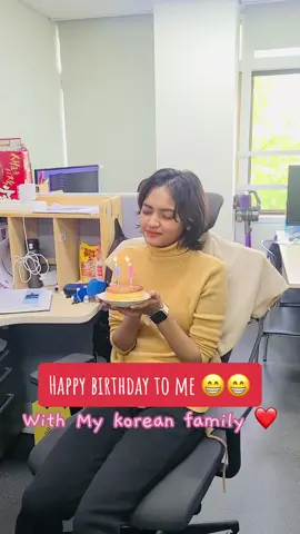 Thankyou for making my day special .. even I am far from my family, thankyou for being my family here ❤️ saragheeee #quratulainaish #quratulainaisha #koreanlife #birthdaygirl #birthdaycake #birthdaysurprise 