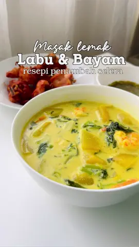 Masak lemak labu dengan bayam ni memang sedap. Tambah lagi makan dengan sambal belacan. #masaklemaklabu ##masaklemaklabubayam #makanlokal #myfoodie #foodiemy #foodiekl #klfoodie #kualalumpur #klcc 
