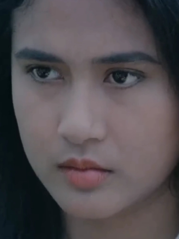 Hatiku untukmu In Memoriam Ria Irawan (1989) #riairawan #inmemoriam  #missyoubodoh #ranokarno #adikkukekasihku  #setangkaianggrekbulan  ©virgoputrafilm ©VPF ©RFI ©1989