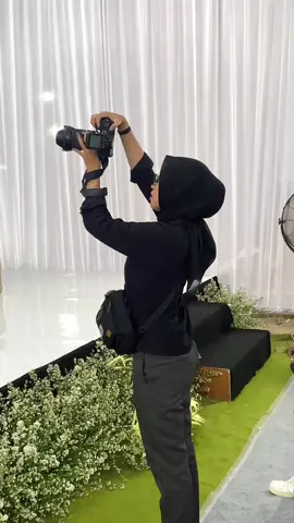 Okt full rawon 🤪 #photographercewek #femalephotographer #femalevideographer #cinematicvideo #berandatiktok #photographer #weddingtiktok #probolinggo_jawatimur 