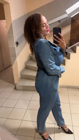 Jeans + Talons = Combo Parfait