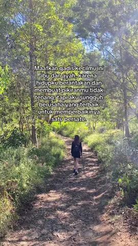 Mungkin aku sedikit berbeda yaa dengan kakak” ku, tapi setelah banyaknya ujian dihidupku mungkin itu menjadikanku untuk lebih kuat dan tegar menghadapi semua.