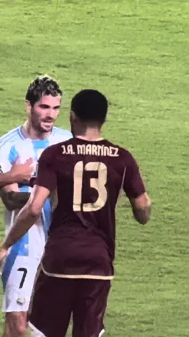 El brujo Martinez vs De Paul #venezuela #argentina 
