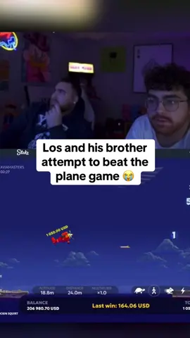 Los and his brother attempt to beat the plane game 😭 #stake 