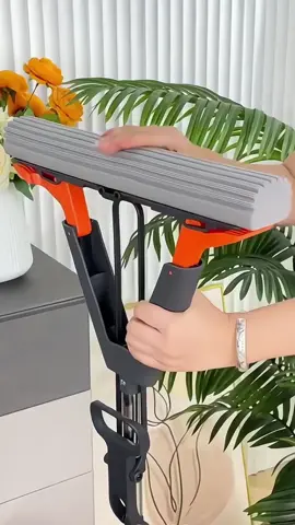 Cây lau nhà tự vắt thông minh, vừa nhanh vừa sạch với đầu lau mềm mại, sàn nhà được lau sạch sẽ mà không gây trầy xước  #caylau#caylaunha#caylaunhathongminh#caylaunhatuvat#caylaunhatuvatthongminh#giadung#giadungtienloi