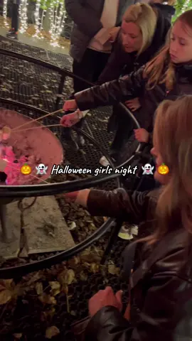 Or should we say GHOULS night 👻  Tickets for GlasGLOW: Trick or Treat are on sale now exclusively at GlasGLOW.com 🎟️ ✨ 