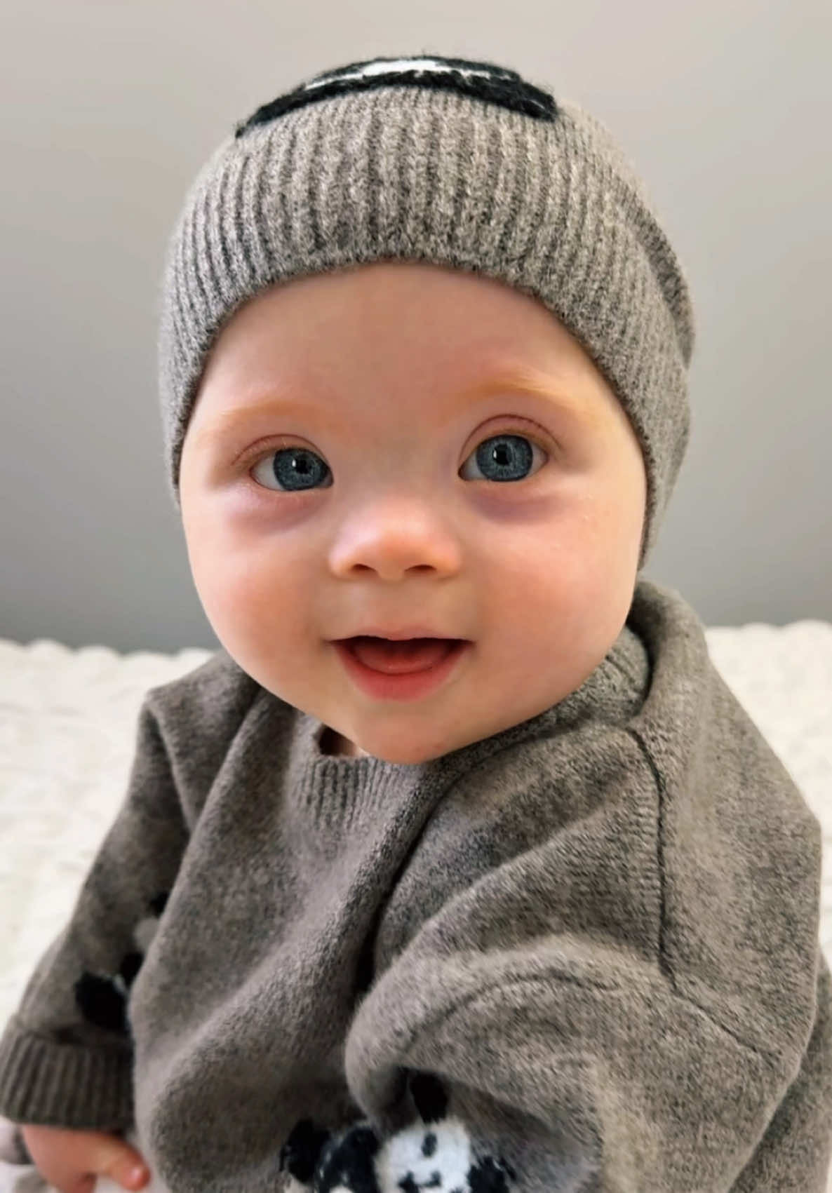 Just a little 👼🏻🐼 Outfit: @ZARA 🫶🏼 #cutebaby #11monthsold #babyboy #baby #babylove #funnybaby #downsyndrome 