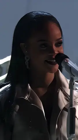 U and I 🫶🏽 #rihanna #diamonds 