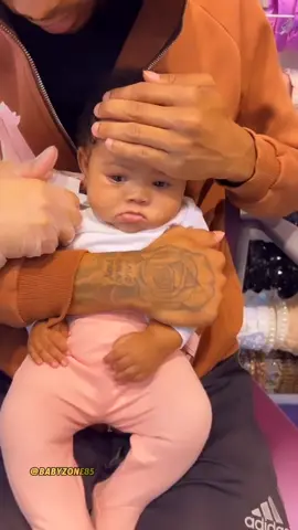 Baby wearing earring for the first time 🥹🥰#newborn #fyp #earrings #babylove #babycrying #edit #cute #babylovedaddy #livewallpaper 