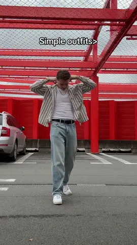 Ungebügelt aber trotzdem nice  #fy #outfit #OOTD #outfitinspo #hemd #jeans #fyp #ebertfabi #chain #watch 