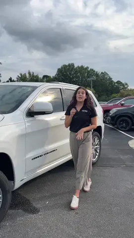 Luxury meets adventure with this preowned 2018 Jeep Grand Cherokee Summit! 🌟 Now available at Vann York Toyota—drive in style and comfort wherever the road takes you. 🚙✨ #JeepGrandCherokee #PreownedLuxury #VannYorkToyota #AdventureAwaits 