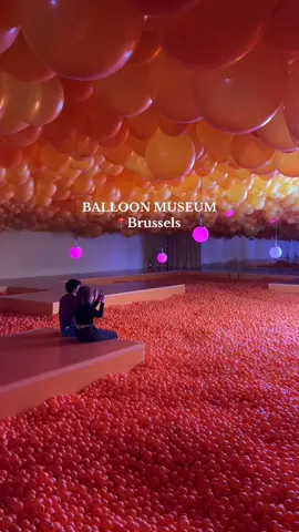 New cool museum in Brussels,  open until 26 January 2025 🎈🧚🏼‍♀️💗 Balloon Museum - EmotionAir ✨ #brussels #brusselspot #balloonmuseum #brusselshotspots #brusselshotspot #brusselspots #immersiveexperience #belgium🇧🇪  #belgiumtiktok #dateideas #fyp #voorjou #pourtoi  @Balloon Museum 