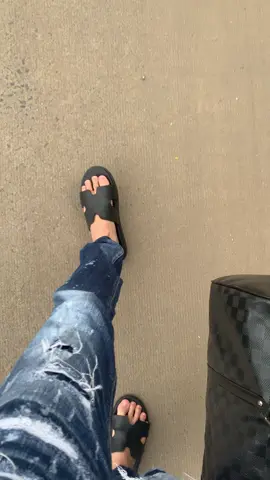 Ko có gì trong tay thì ai mà đợi.. Nói mà ko làm được thì cũng chẳng ra gì đâu…🥶#xh #xuhuong #2convoimocbai🇰🇭 #mocbaicampuchia🇰🇭 #fyp #cuocsong 