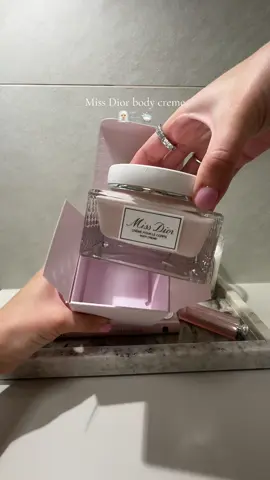 #diorbeauty #diorbodycreme #missdior #dior 